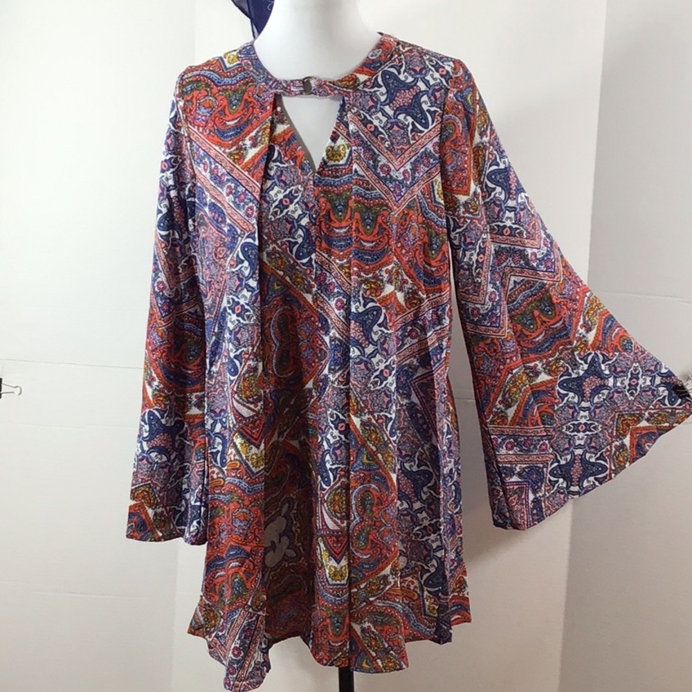 Umgee red/blue floral bell sleeve dress/tunic NWT